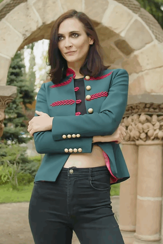 Blazer Militar Verde Y Rojo Renata