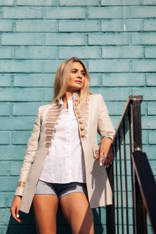 Blazer Beige en Estilo Militar Tristan