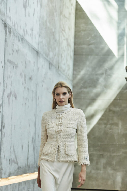 ◆DEINET◆ GOLD BOTTON TWEED JACKET IN CREAM KDBFU4S25113100 8seconds Gold Button Tweed Jacket Ivory | Jackets for Women