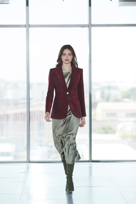 Merlot Scotland Flower Jaqcuard Blazer